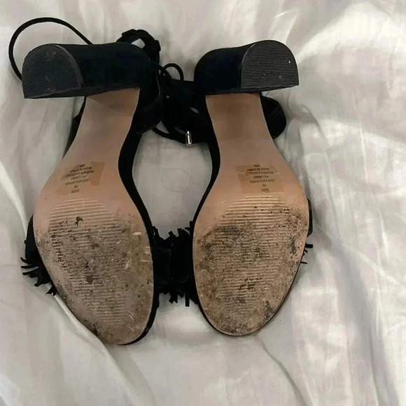 Steve Madden Black Suede Heels - Picture 4 of 4